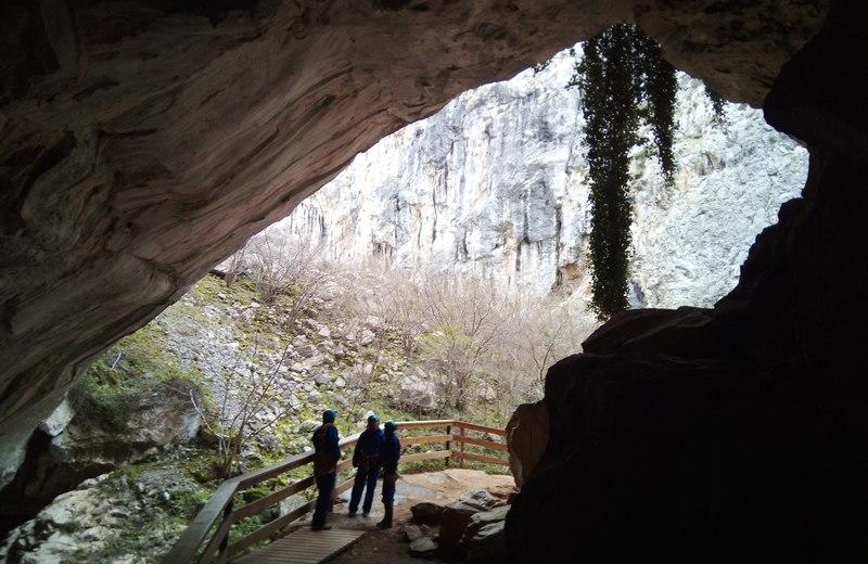 Visita pasarela Cueva Huerta