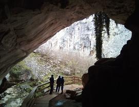 Visita pasarela Cueva Huerta